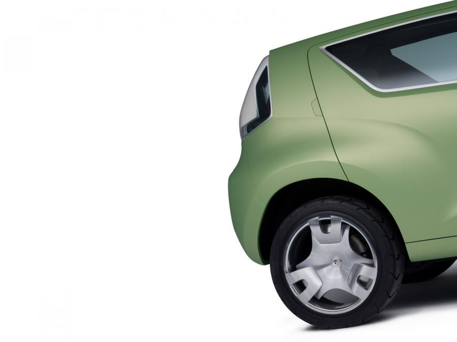  Toyota Urban Cruiser Concept 2006 года  (фото 27 из 34)